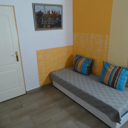 홈스테이 Aqua Haz Panzio 3 Sz 블로톤퓌레드